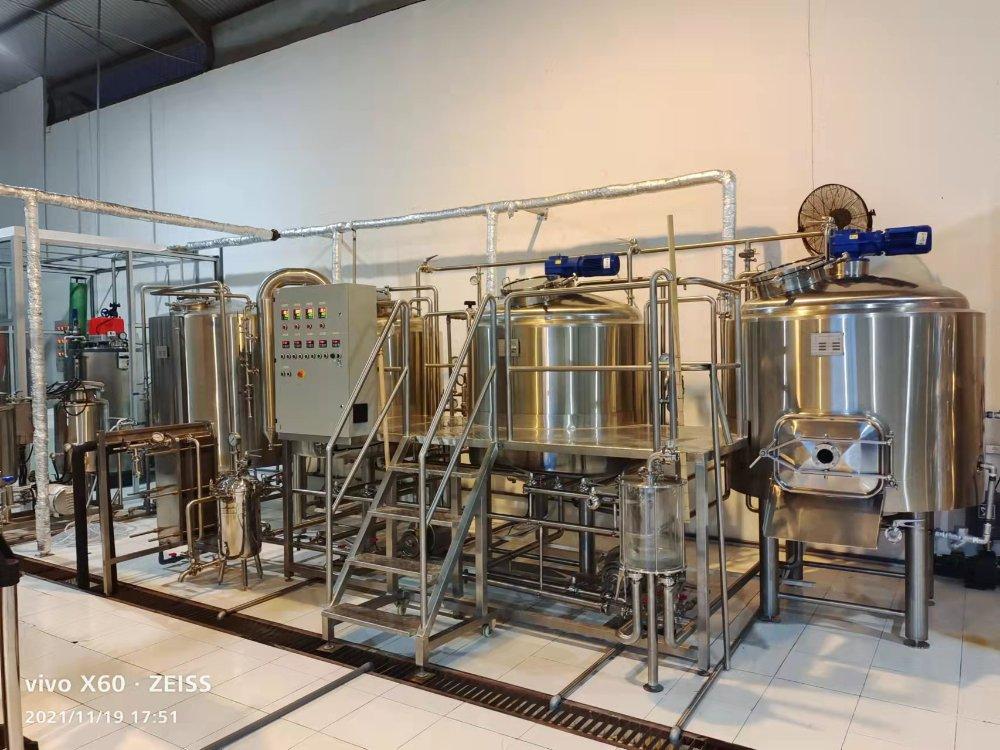 <b>Cahaya Bintang Laut in Indonesia - 1000L craft brewery equipment by TIANTAI</b>